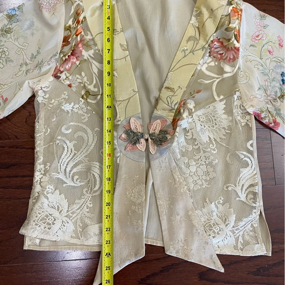 Vtg Spencer Alexis Top Kimono Boho Lace Embellished Silk Mixed Media Floral M - Picture 2 of 5